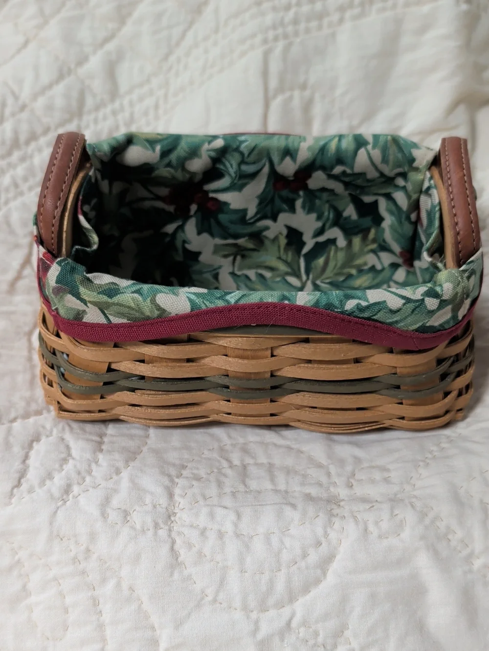 Longaberger 2002 Tree Trimming Basket with Liner Green Red